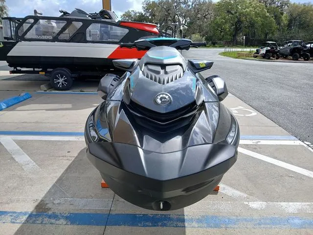 Slide: The Image of Sea-Doo GTR 230 2026 - 17