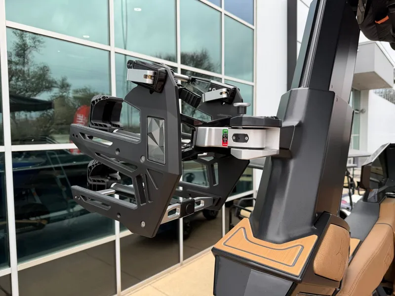 Slide: The Image of Nautique Super Air Nautique G25 Paragon 2026 - 18