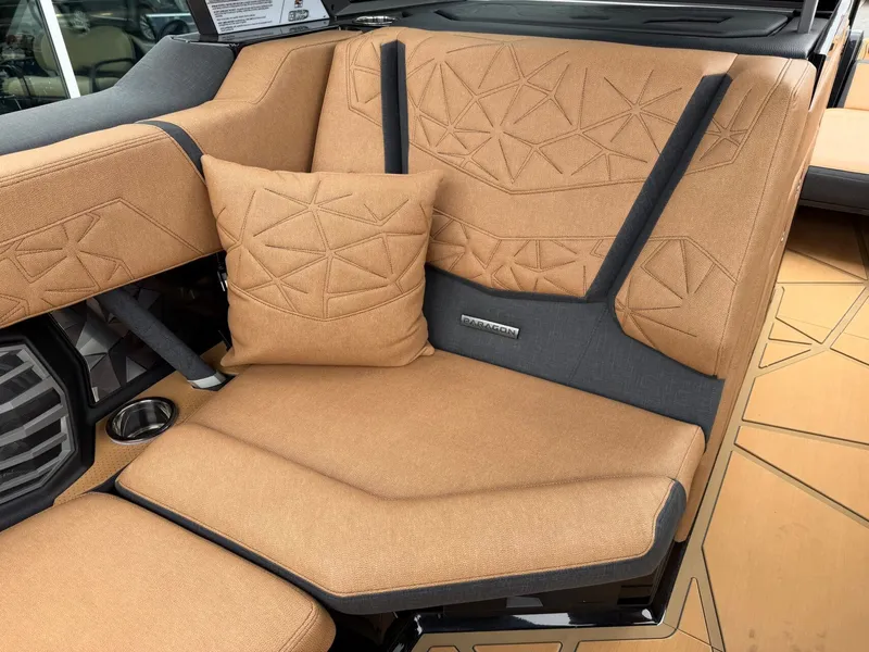 Slide: The Image of Nautique Super Air Nautique G25 Paragon 2026 - 19