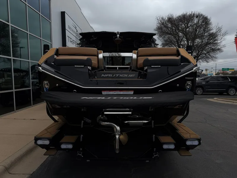Slide: The Image of Nautique Super Air Nautique G25 Paragon 2026 - 3