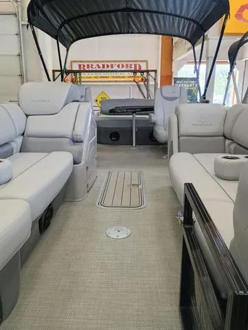 Slide: The Image of Regency 230 LE3 Sport 2025 - 2