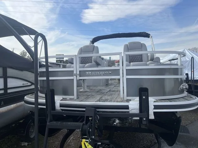 Slide: The Image of Ranger Pontoon RP220F 2024 - 3