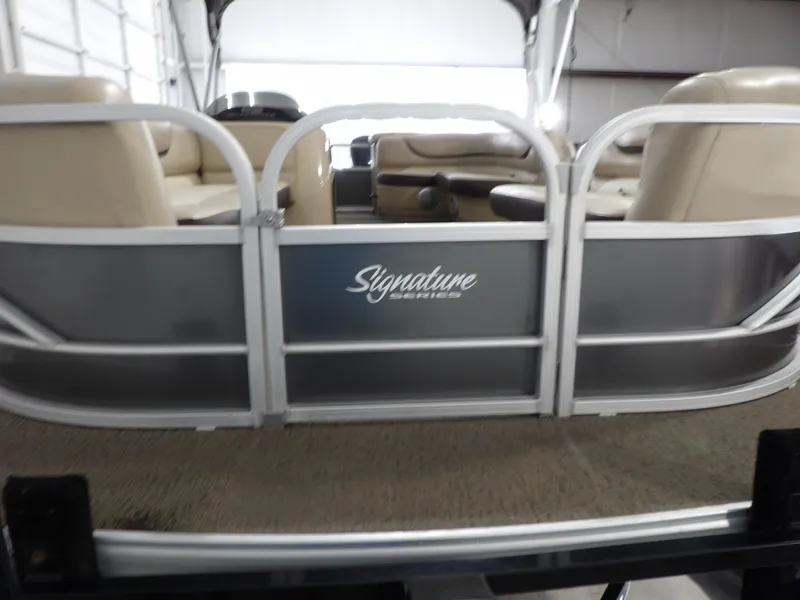 Slide: The Image of Sun Tracker 20 Party Barge 2016 - 9