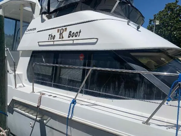 Slide: The Image of Carver Yachts 356 Aft Cabin Motor Yacht 1999 - 6