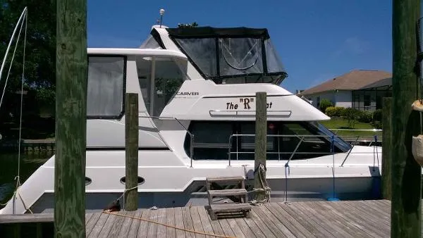 Slide: The Image of Carver Yachts 356 Aft Cabin Motor Yacht 1999 - 7