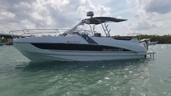 Slide: The Image of Beneteau Flyer 8.8 Sundeck 2016 - 1