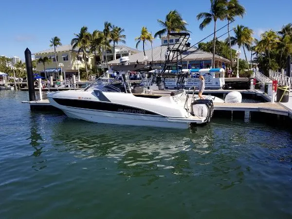 Slide: The Image of Beneteau Flyer 8.8 Sundeck 2016 - 10