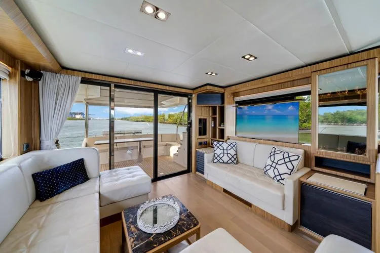 Slide: The Image of 2018 Absolute 60 Fly - Image 39 - 39