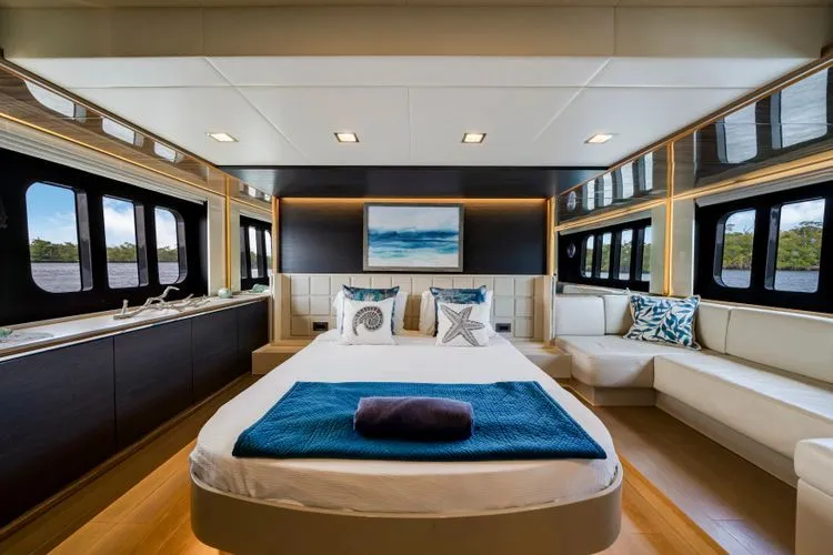 Slide: The Image of 2018 Absolute 60 Fly - Image 48 - 48