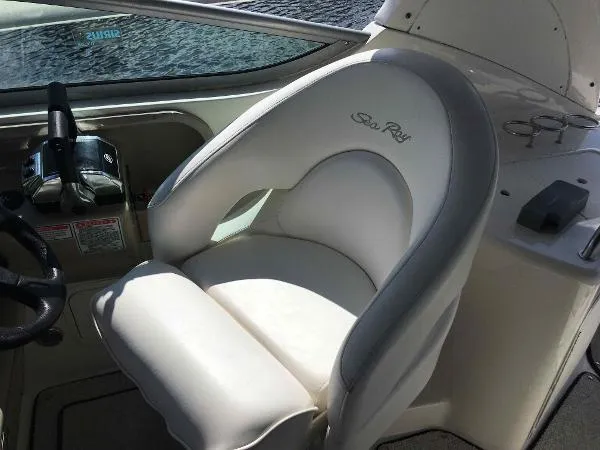 Slide: The Image of Sea Ray 280 Sundancer 2005 - 7
