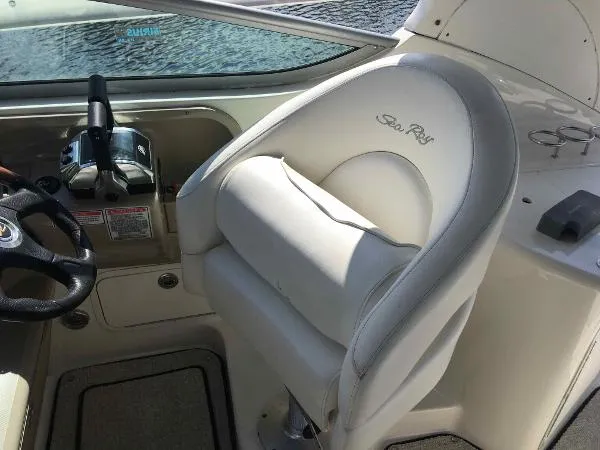 Slide: The Image of Sea Ray 280 Sundancer 2005 - 8