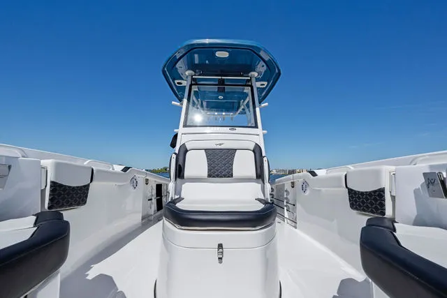 Slide: The Image of Tidewater 272 CC Adventure 2022 - 48