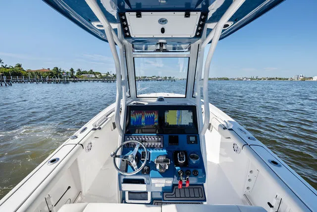 Slide: The Image of Tidewater 272 CC Adventure 2022 - 55