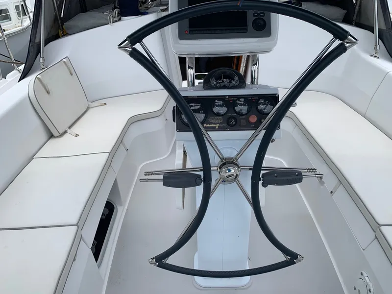 Slide: The Image of Catalina 375 2009 - 6