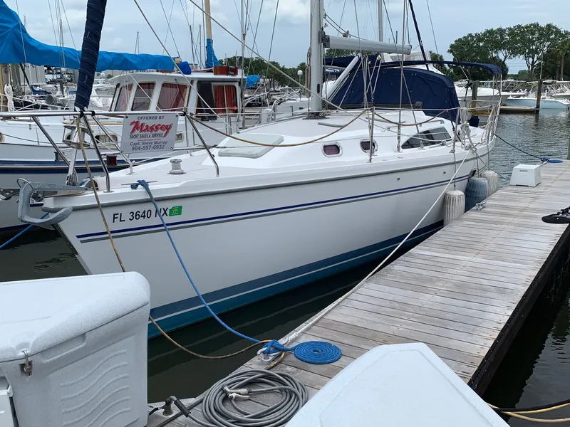 Slide: The Image of Catalina 375 2009 - 8