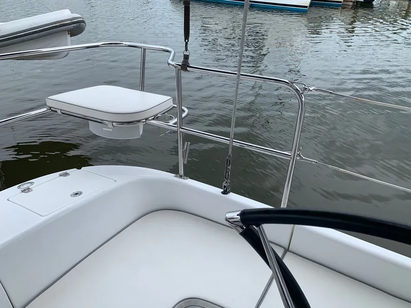 Slide: The Image of Catalina 375 2009 - 9