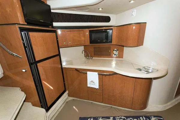 Slide: The Image of Sea Ray 380 Sundancer 2000 - 2