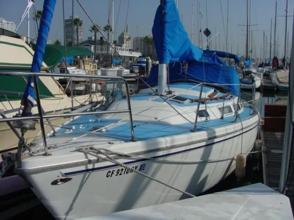Slide: The Image of Catalina Sloop 1981 - 0