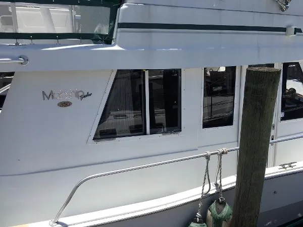 Slide: The Image of Mainship 350 Trawler 1997 - 4