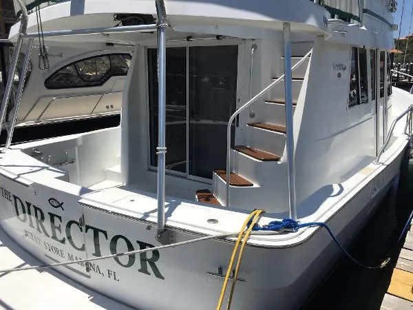 Slide: The Image of Mainship 350 Trawler 1997 - 6