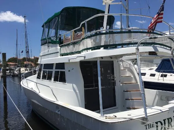 Slide: The Image of Mainship 350 Trawler 1997 - 8