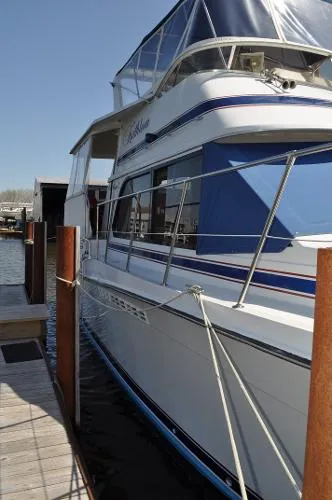 Slide: The Image of Chris-Craft 426 Catalina 1988 - 2