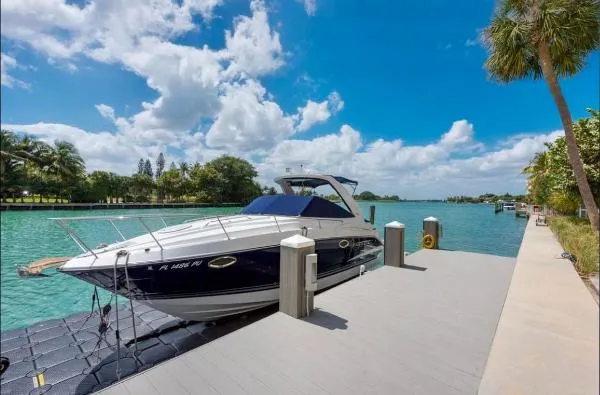 Slide: The Image of Monterey 295 Sport Yacht 2015 - 0