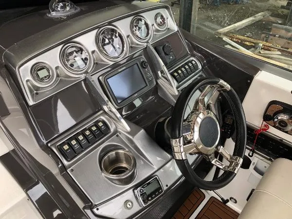 Slide: The Image of Monterey 295 Sport Yacht 2015 - 1