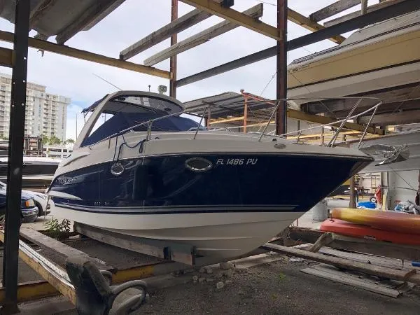 Slide: The Image of Monterey 295 Sport Yacht 2015 - 9