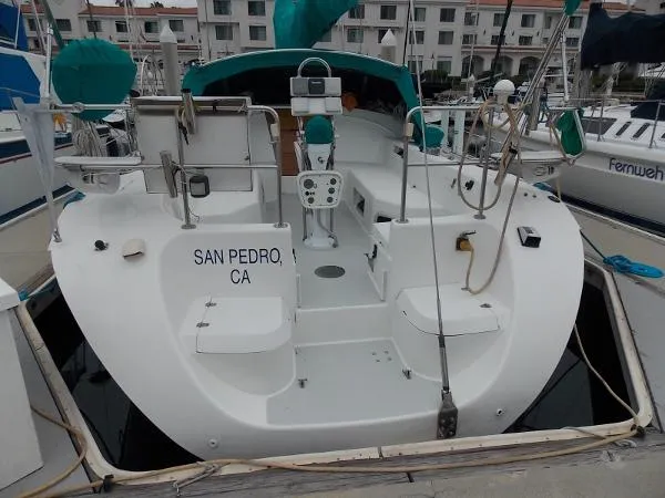 Slide: The Image of Catalina 42 MkII 1996 - 3