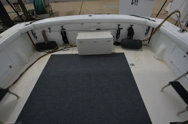 Slide: The Image of Bertram 35 Convertible 1980 - 4