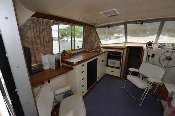 Slide: The Image of Bertram 35 Convertible 1980 - 6