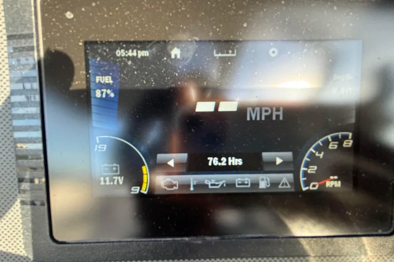 Slide: The Image of Dashboard display of 2022 Yamaha Boats SX195 showing fuel, speed, and engine hours. - 31