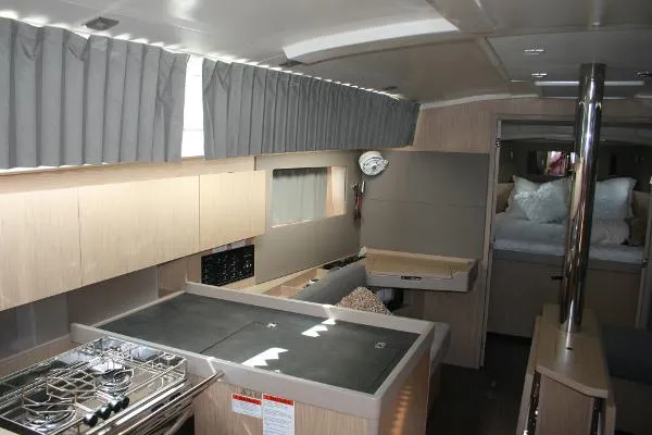 Slide: The Image of Beneteau Oceanis 41.1 2017 - 11