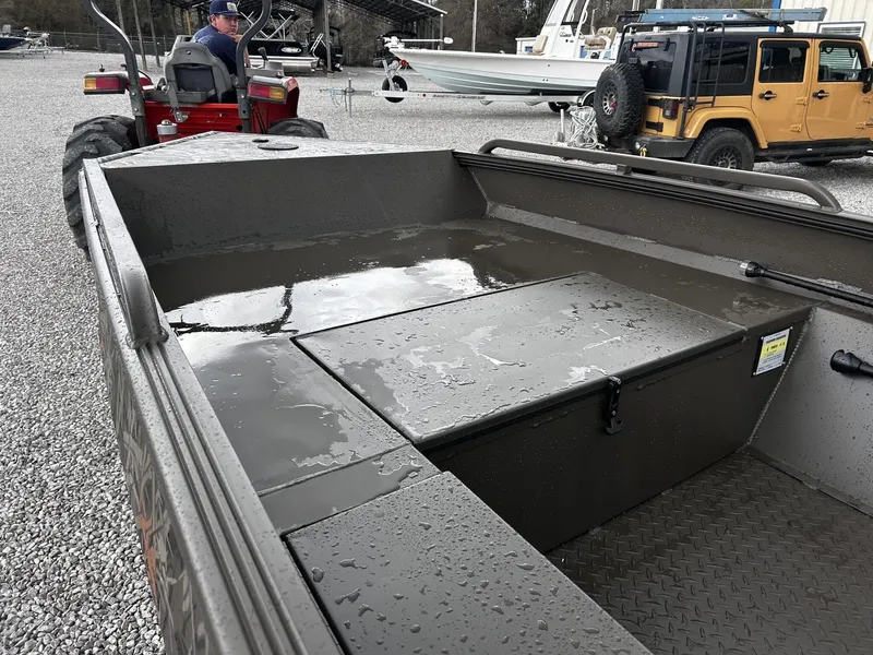 Slide: The Image of Edge Duck Boats HSPD Series 1756DB 2026 - 7