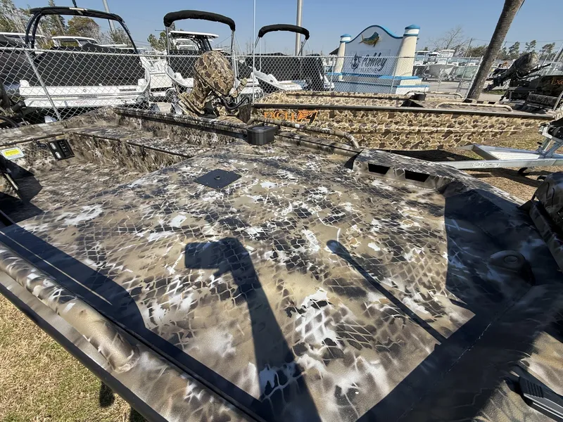 Slide: The Image of Excel 1751 Viper F4 2026 - 7