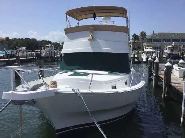 Slide: The Image of Mainship 390 Trawler 2001 - 1