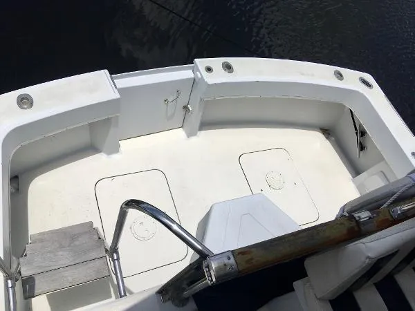 Slide: The Image of Hatteras 48 Cockpit Motor Yacht 1981 - 7