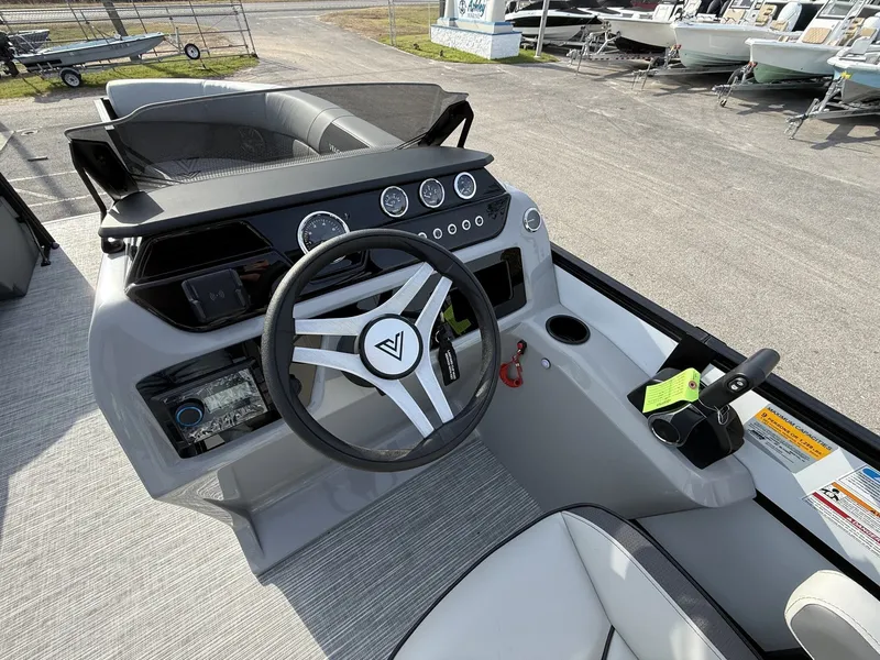 Slide: The Image of Viaggio Lago V 20 U 2026 - 9