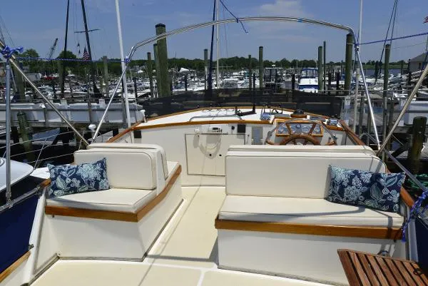 Slide: The Image of Grand Banks 42 Classic 1980 - 2
