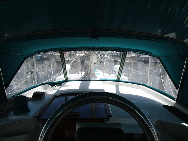 Slide: The Image of Beneteau 40 CC 1996 - 5