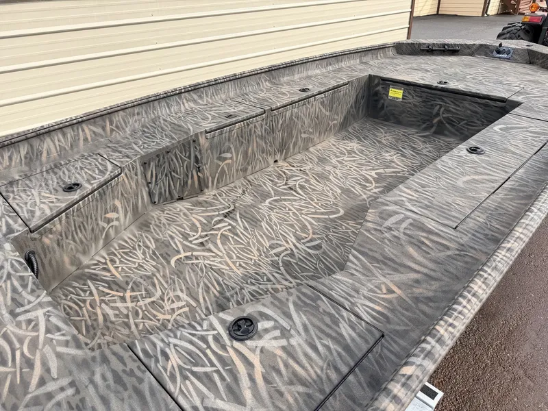 Slide: The Image of Alweld 756 INVADER 2026 - 3