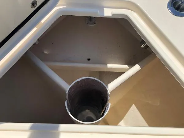 Slide: The Image of Contender 32 ST 2020 - 10