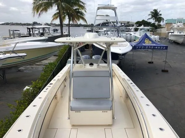 Slide: The Image of Contender 32 ST 2020 - 3