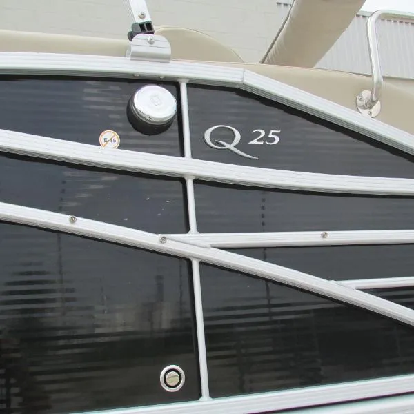 Slide: The Image of Bennington 2575 QCW 2014 - 2