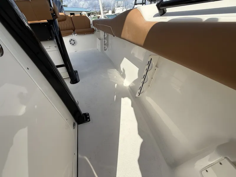 Slide: The Image of Key West 239FS WITH GLASS ENCLOSURE 2026 - 9