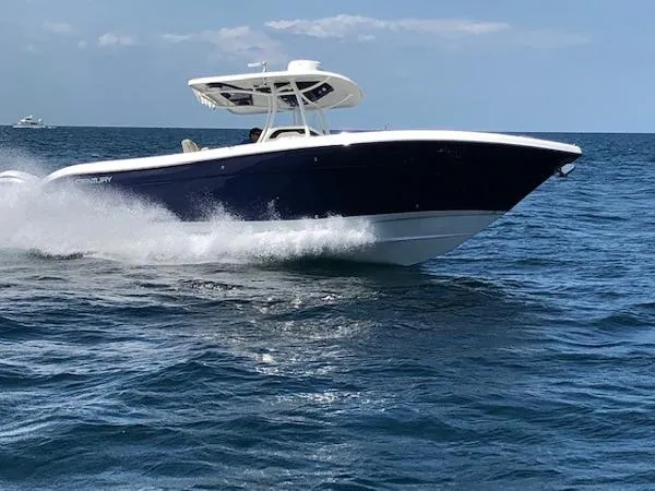 Slide: The Image of Century 3200 Center Console 2021 - 0