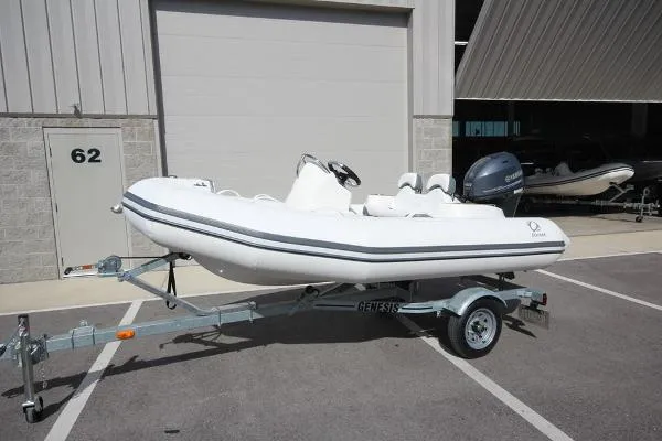 Slide: The Image of Zodiac Yachtline 360 DL NEO 40hp In Stock 2020 - 1