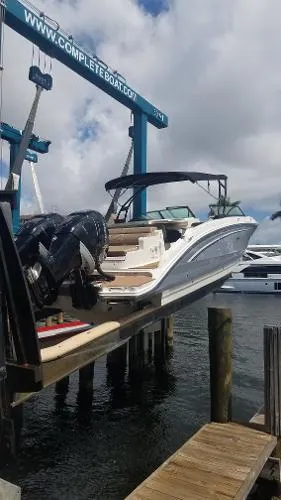 Slide: The Image of Sea Ray SDX 290 Outboard 2017 - 1