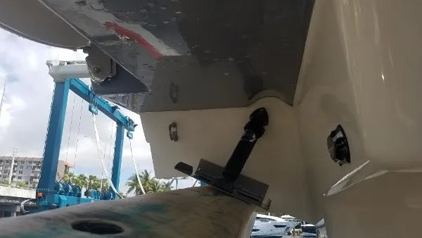 Slide: The Image of Sea Ray SDX 290 Outboard 2017 - 10